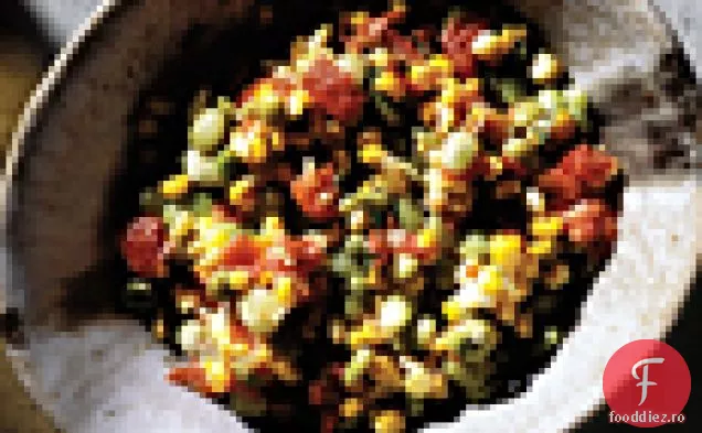 Succotash de porumb proaspăt, fasole Lima, roșii și ceapă