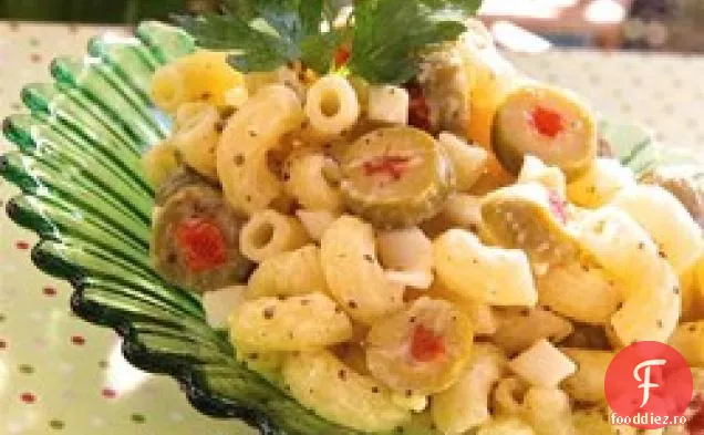 Salată De Paste De Măsline