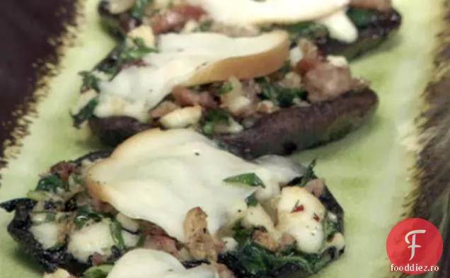 Portobello umplute cu cârnați, spanac și Mozzarella afumată