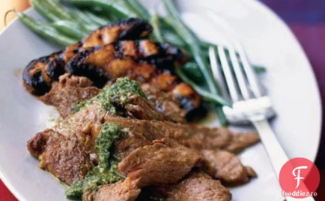 Friptură vietnameză la grătar cu Portobellos și Mojo de mentă-Cilantro