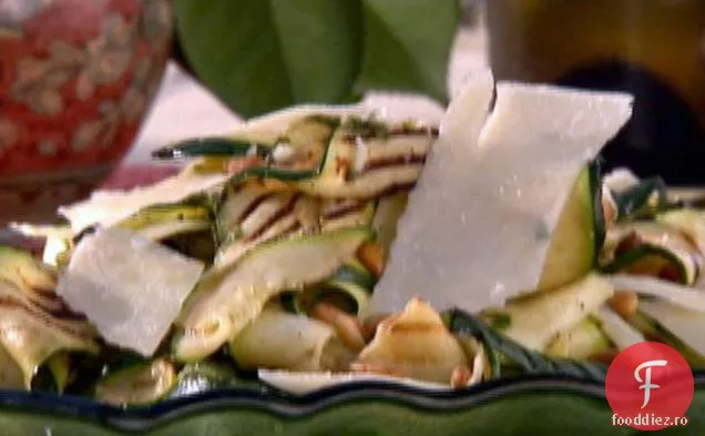 Salată De Panglică De Dovlecei La Grătar