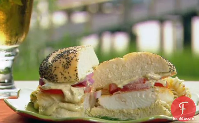 Sandwich Cu Halibut Prăjit