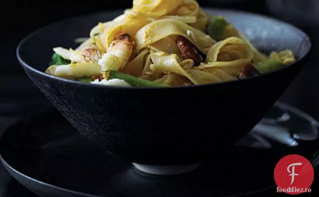 Tăiței Malaezieni cu Crab și cârnați (Penang Char Kway Teow)
