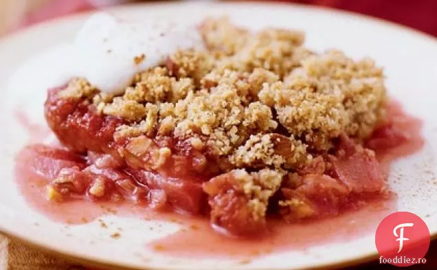Rhubarb Crisp