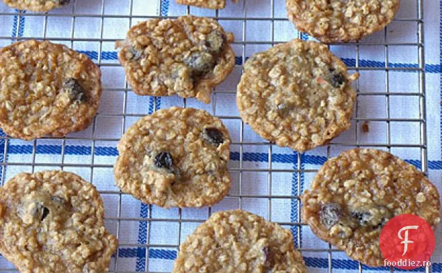 Fulgi De Ovăz-Melasă Cookie-Uri