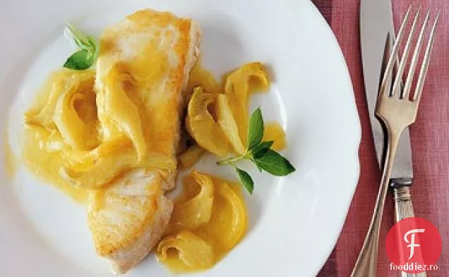 Halibut cu anghinare fierte, feliate și lămâi