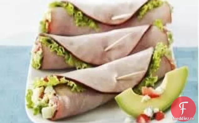 Rulouri cu șuncă de salată Cobb