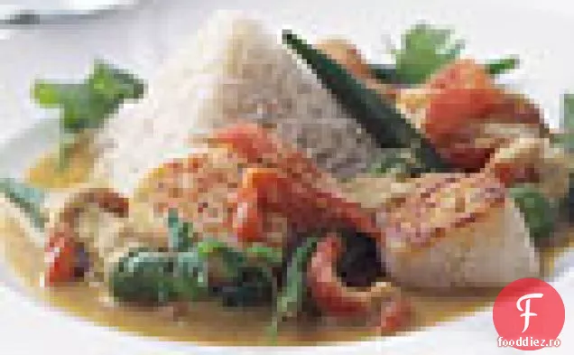Scoici, Okra și roșii în sos Curry de nucă de cocos