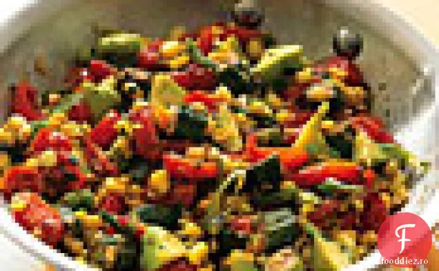 Saut de porumb proaspăt cu roșii, dovlecei și Okra prăjită