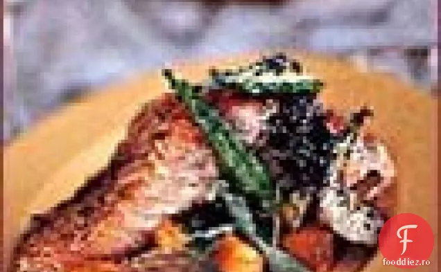 Somon prăjit cu ierburi cu legume Creole