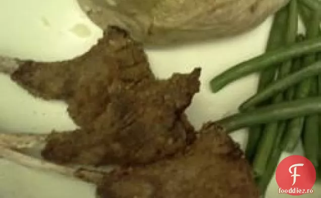 Cotlete de miel marinate, pane, cu rozmarin și usturoi