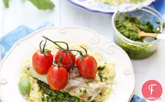 Halibut La Grătar Și Roșii Cu Pesto Orzo