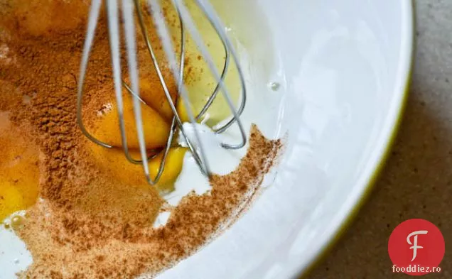 Pâine Prăjită Franceză Cu Unt De Arahide Cu Ciocolată Crocantă