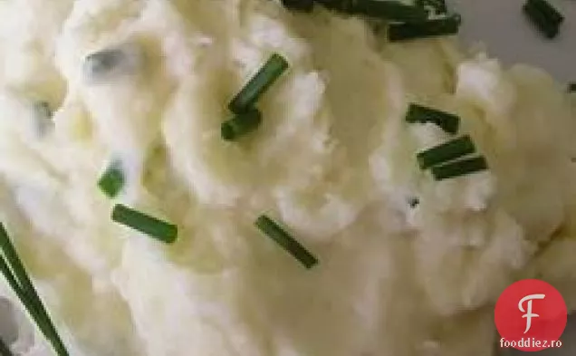 Smântână și cartofi piure de arpagic