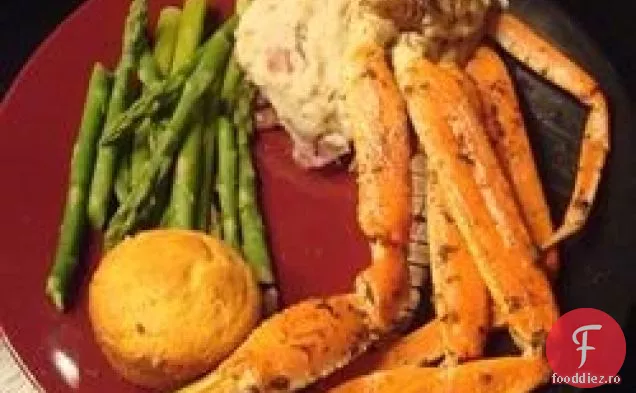 Picioare de Crab cu sos de unt de usturoi