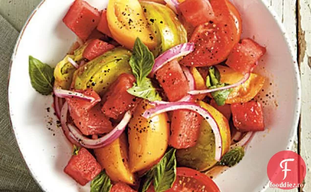 Salată de roșii și pepene verde