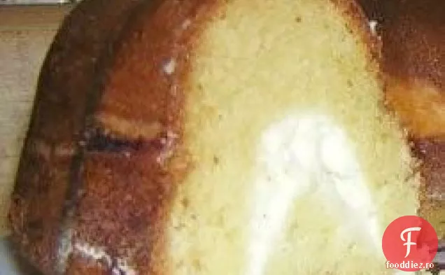 Tort de cafea cu brânză cremă II