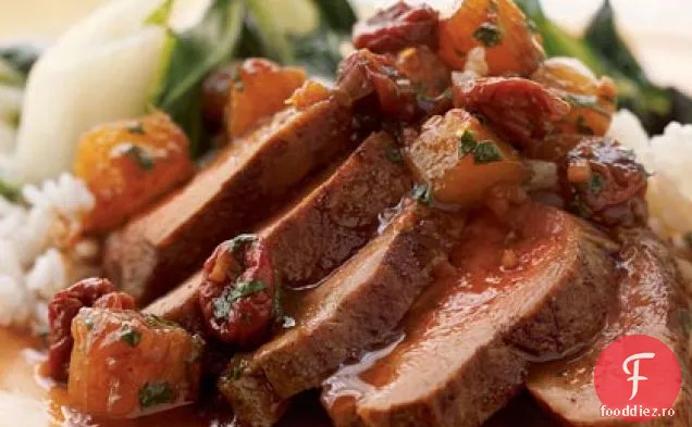 Piept de rață cu chutney de ananas-cireș