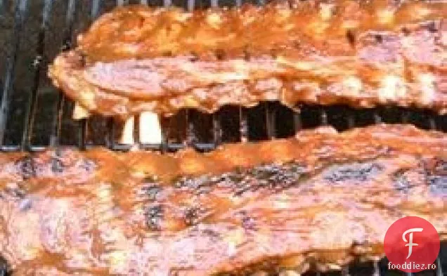 Apple și BBQ sos Baby înapoi coaste
