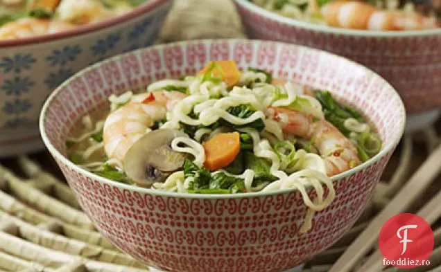 Supă De Tăiței De Creveți Thailandezi