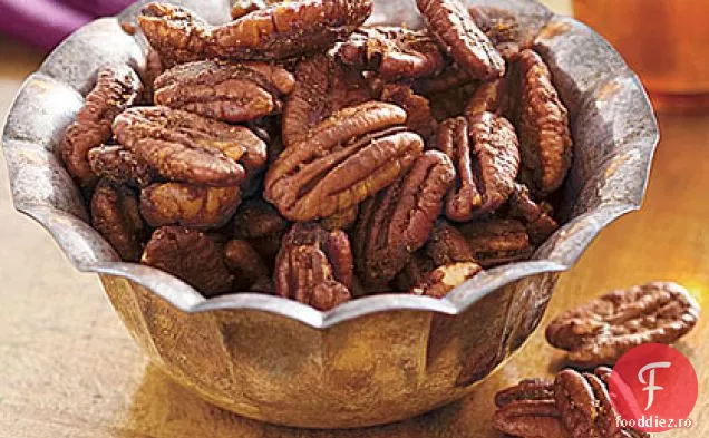 Nuci pecan dulci și picante prăjite