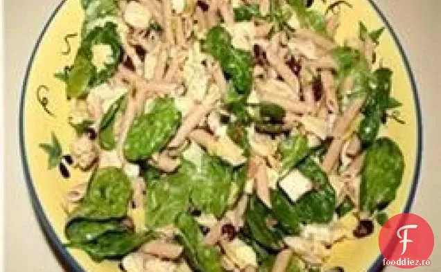 Salată de paste cu sparanghel și anghinare