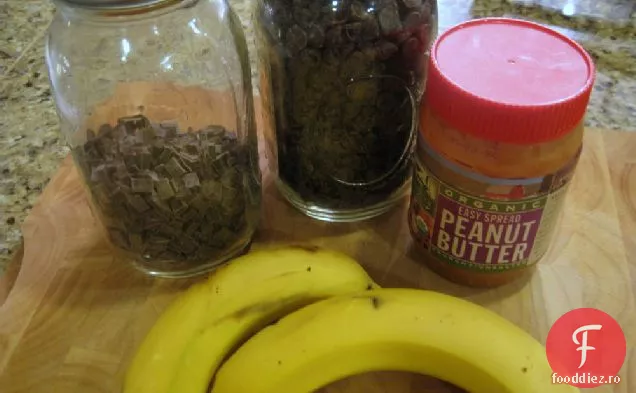 Unt De Arahide La Cuptor + Bărci Cu Banane Cu Ciocolată