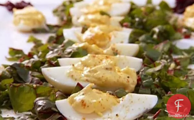 Usturoi sotat și ouă Deviled de ceapă eșalotă