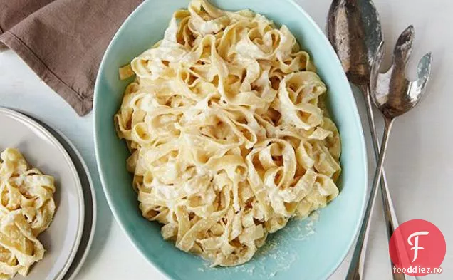 Fettuccine Alfredo