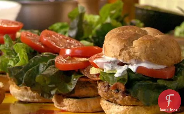 Deschide Larg! Tur - Chicken Club Burgers