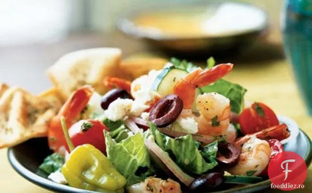 Salată grecească cu creveți