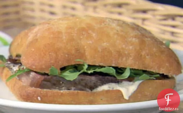 Sandwich Cu Friptură