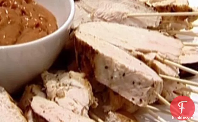 Frigarui de pui cu lamaie la gratar cu baie Satay