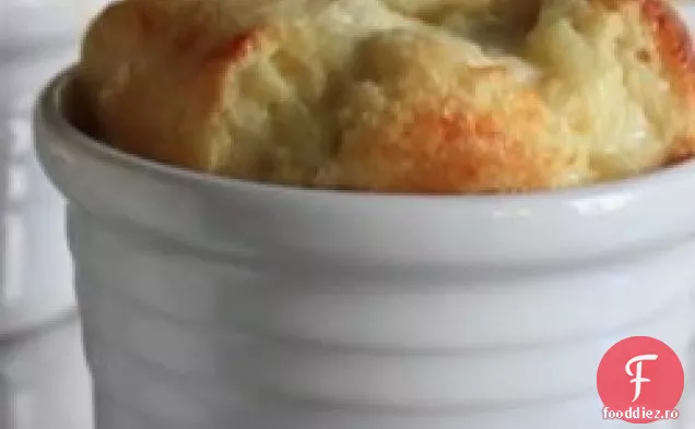 Souffl Cu Brânză De Mere Și Cheddar
