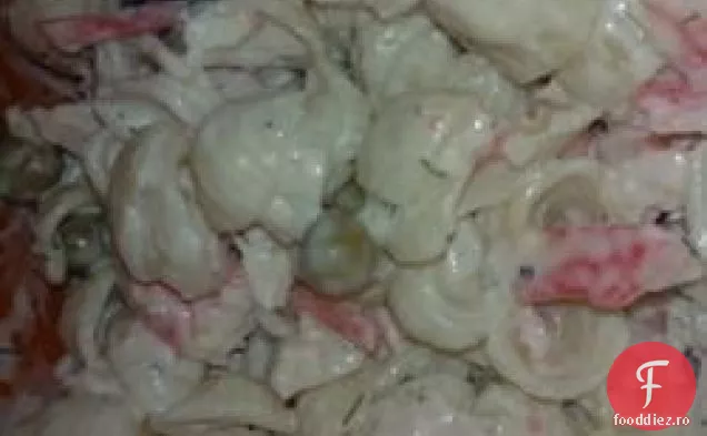 Salată cremoasă de Crab și paste