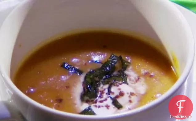 Supă De Squash De Aur
