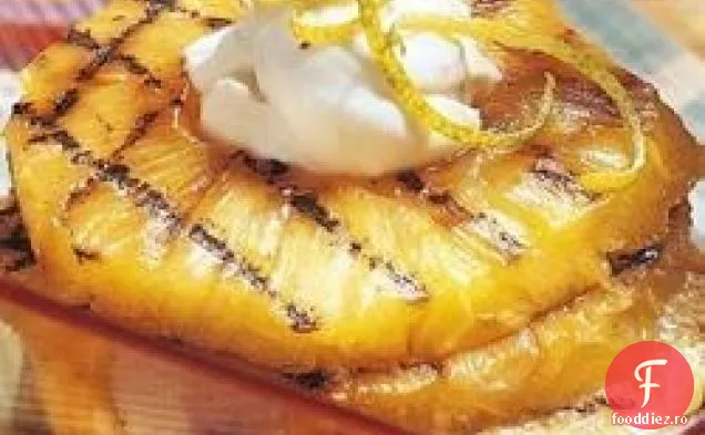 Ananas la grătar cu cremă Mascarpone