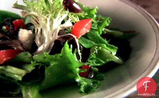 Salată verde mixtă cu vinetă de Sherry