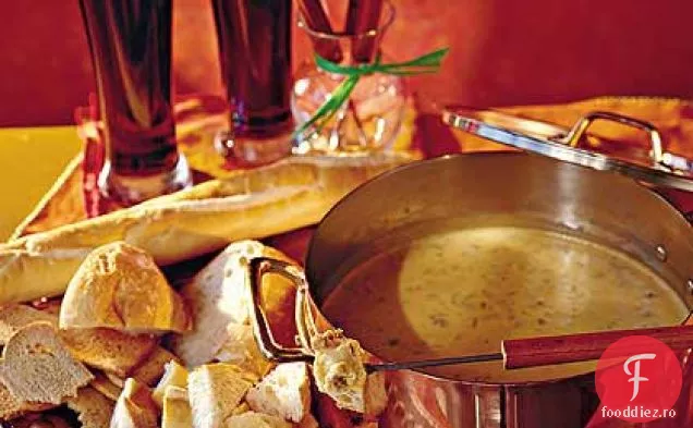 Fondue de bere și Cheddar