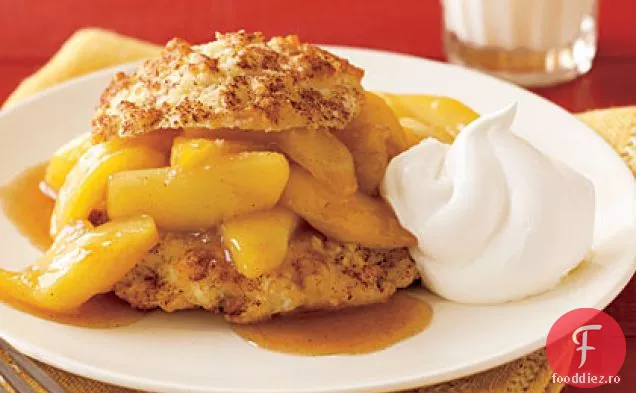 Mere Proaspete Foster Shortcake