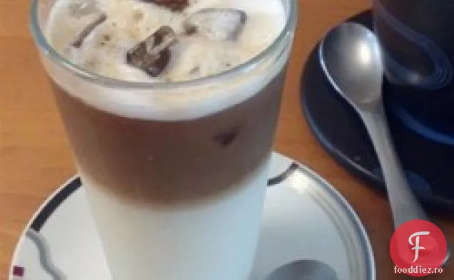 Caramel Latte: Clona Ușoară Starbucks