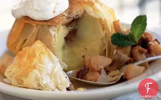 Mere coapte în Phyllo cu umplutură de pere și Pecan