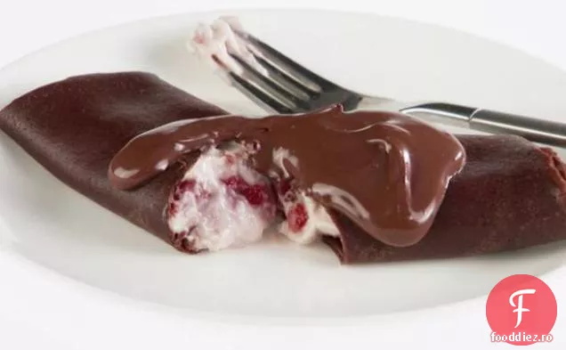 Crepe De Ciocolată-Căpșuni