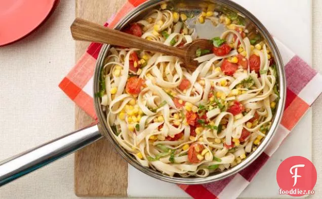 Tagliatelle cu porumb și roșii Cherry