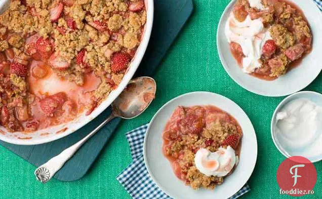 Strawberry Rhubarb Crisp