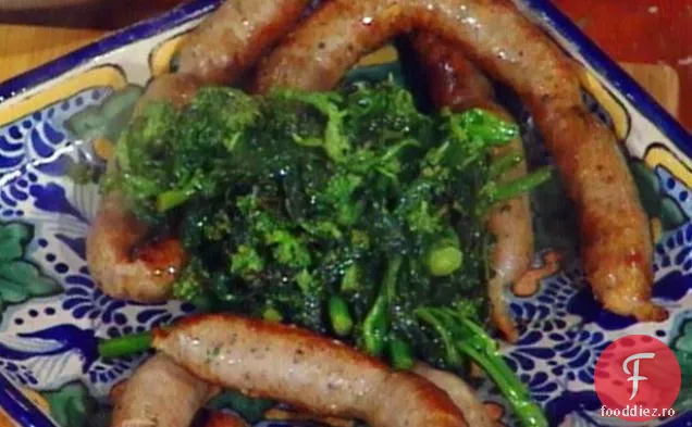 Cârnați proaspeți și Broccoli Rabe (Salsicce e Friarelli)