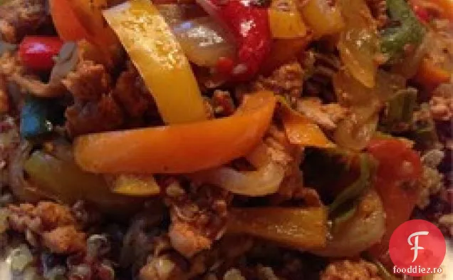 Chorizo de pui pe Quinoa cu ardei