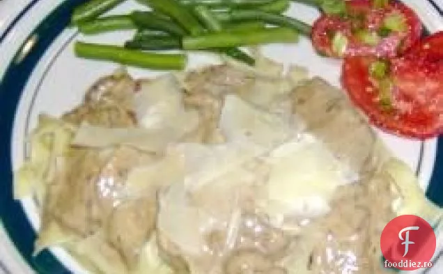 Stroganoff de vită cu tăiței