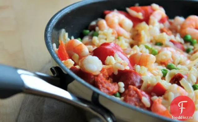 Orez în stil spaniol cu Chorizo și creveți