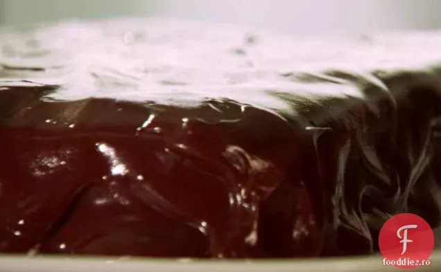 Tort de lămâie cu glazură de ciocolată Gloppy